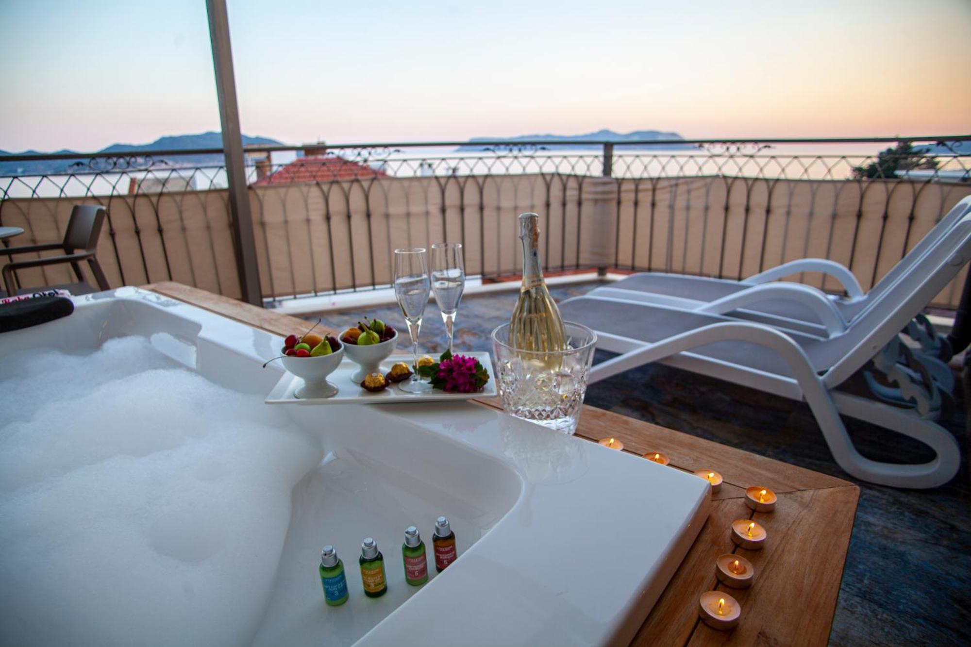 Noel Baba Hotel Kaş Kültér fotó